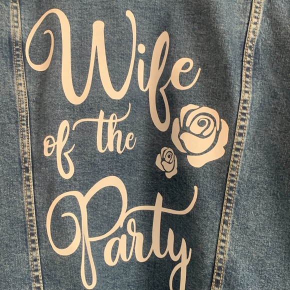 NWT Levi Strauss Jean Jacket Women’s 2X - Wife of the Party! - Picture 4 of 4